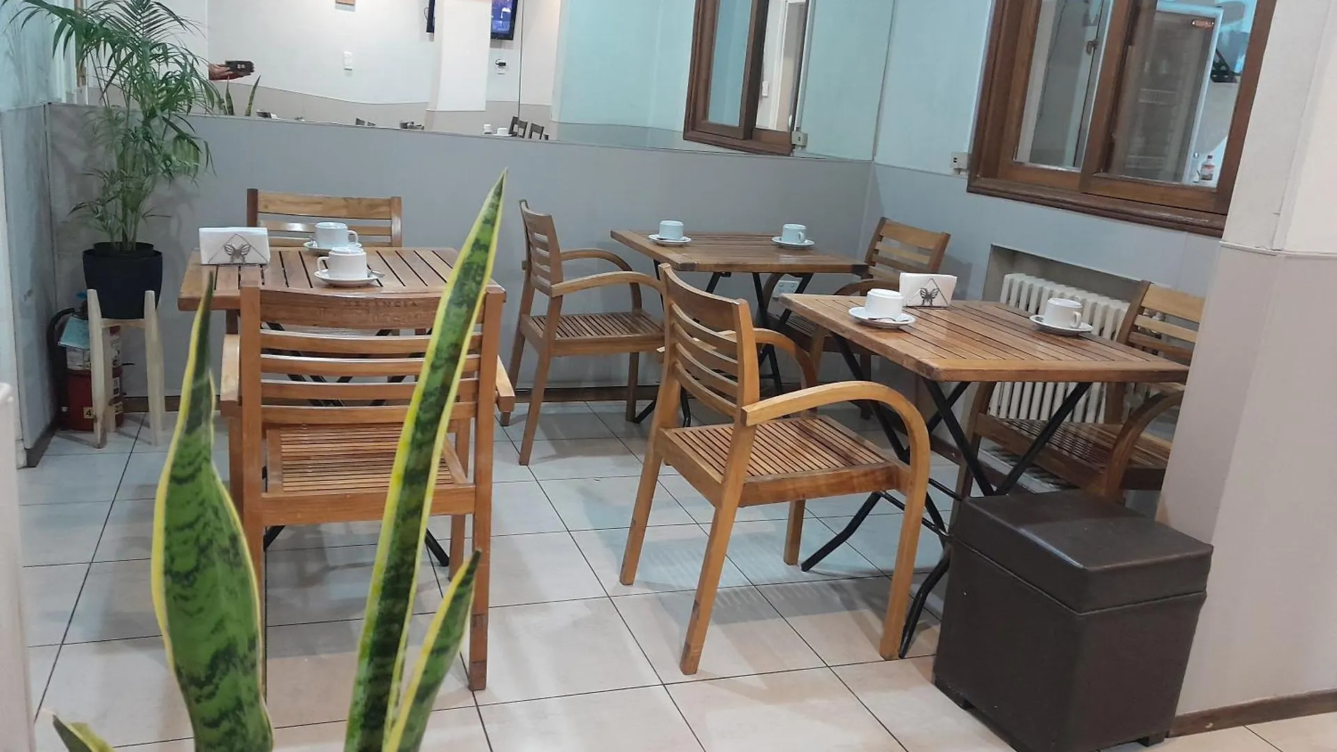 Hotel Petit 门多萨